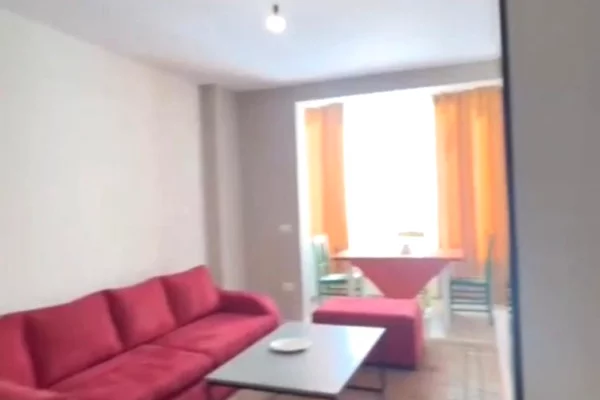 Shtepi ne shitje Apartament ne Tirane, 2+1, Mobilimi E mobiluar, Pagesa 290,000  Euro.