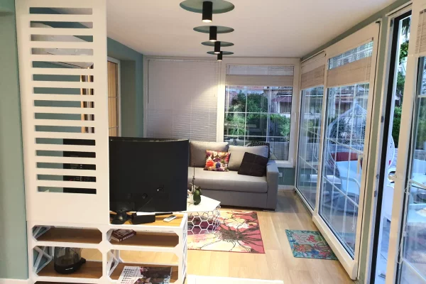 Casa in vendita Appartamento a Tirana, 2+1, Ambiente Arredato, Pagamento 49,500  Euro.