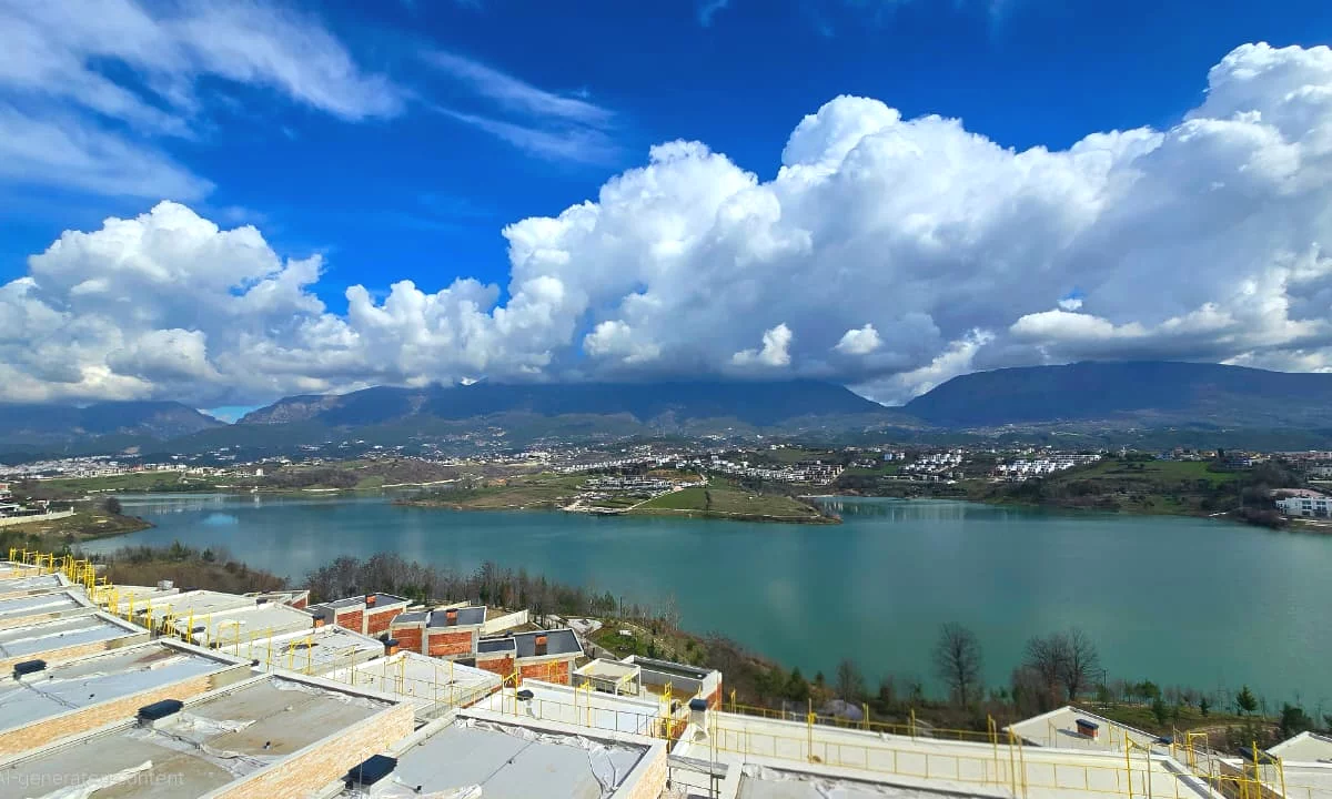Shtepi ne shitje Vila Luksoze ne Tirane, 3+1, Mobilimi Bosh, pa mobiluar, Pagesa 650,000  Euro.