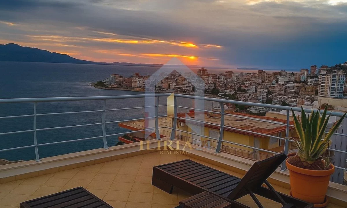 Shtepi ne shitje Penthose(kati i fundit panoramik) ne Sarande, 3+1, Mobilimi E mobiluar, Pagesa 550,000  Euro.