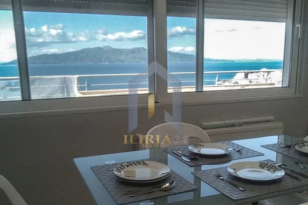 Shtepi ne shitje Penthose(kati i fundit panoramik) ne Sarande, 3+1, Mobilimi E mobiluar, Pagesa 550,000  Euro.
