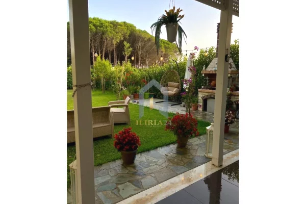 Shtepi ne shitje 3+1 ne Durres - 380,000 Euro