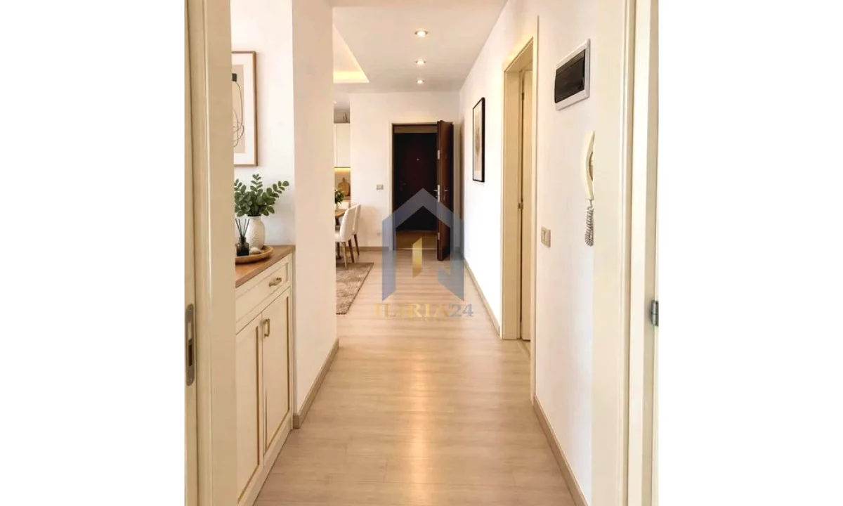 Shtepi ne shitje Apartament ne Tirane, 2+1, Mobilimi E mobiluar, Pagesa 163,800  Euro.