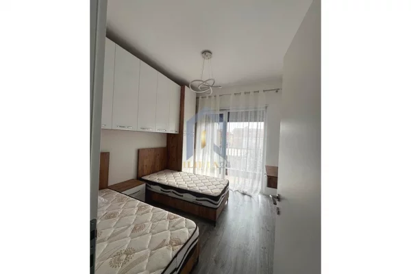 Apartament 2+1 me qira ne “Yzberisht”