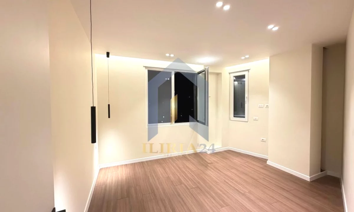 Shtepi ne shitje Apartament ne Tirane, 2+1, Mobilimi Bosh, pa mobiluar, Pagesa 189,000  Euro.