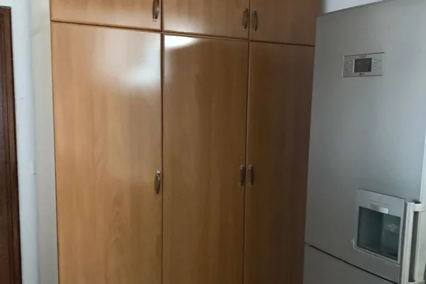 Shtepi me qera Apartament ne Tirane, 1+1, Mobilimi E mobiluar, Pagesa 420  Euro.