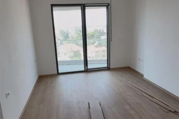 Shtepi me qera 1+1 ne Tirane - 450 Euro