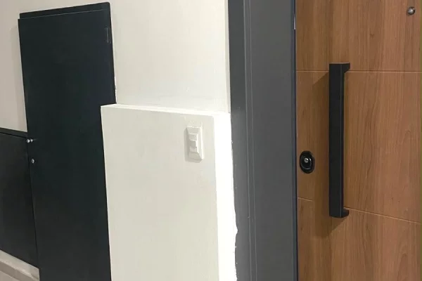 Shtepi me qera Apartament ne Tirane, 1+1, Mobilimi Bosh, pa mobiluar, Pagesa 450  Euro.