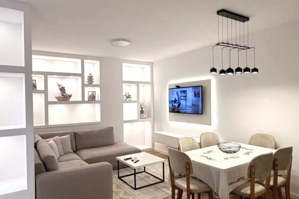 Apartament 2+1 per qira ne “Astir”