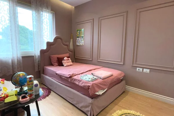 Shtepi ne shitje Apartament ne Durres, 2+1, Mobilimi E mobiluar, Pagesa 480,000  Euro.