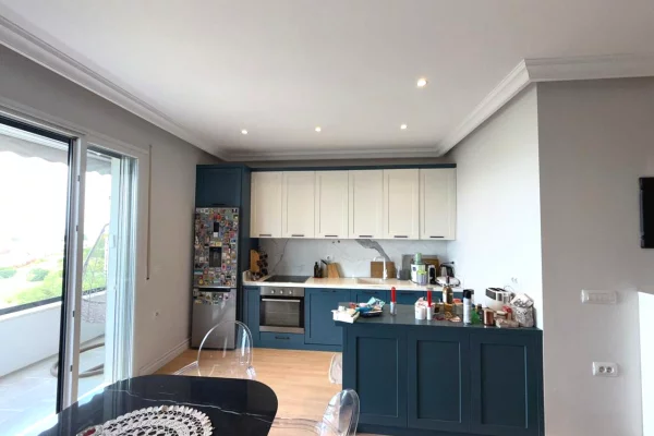 Shtepi ne shitje Apartament ne Durres, 2+1, Mobilimi E mobiluar, Pagesa 480,000  Euro.