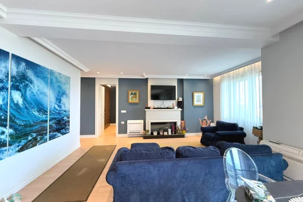 Shtepi ne shitje Apartament ne Durres, 2+1, Mobilimi E mobiluar, Pagesa 480,000  Euro.