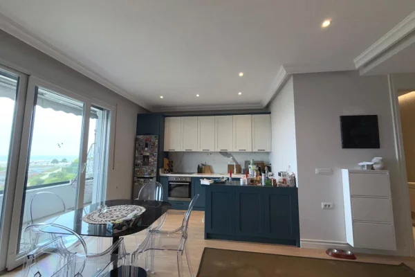 Shtepi ne shitje Apartament ne Durres, 2+1, Mobilimi E mobiluar, Pagesa 480,000  Euro.