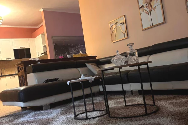 APARTAMENT 2+1 PËR SHITJE – SHKOZË