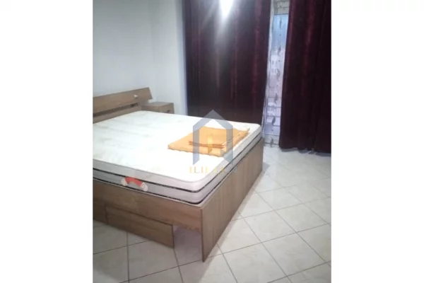 Shtepi ne shitje Apartament ne Tirane, 2+1, Mobilimi E mobiluar, Pagesa 226,000  Euro.