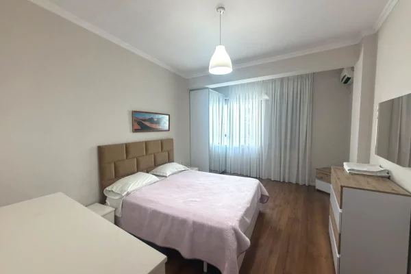 Shtepi me qera Apartament ne Tirane, 1+1, Mobilimi E mobiluar, Pagesa 650  Euro.