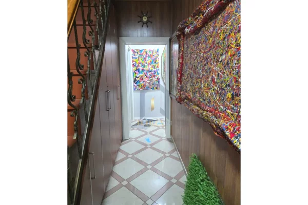 Shtepi me qera Apartament ne Tirane, 2+1, Mobilimi E mobiluar, Pagesa 900  Euro.
