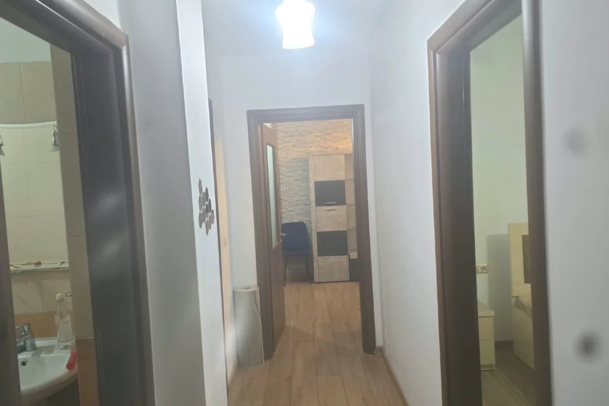 Shtepi me qera Apartament ne Tirane, 2+1, Mobilimi E mobiluar, Pagesa 550  Euro.