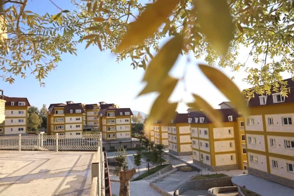 Shtepi ne shitje Apartament ne Tirane, 1+1, Mobilimi Bosh, pa mobiluar, Pagesa 160,000  Euro.