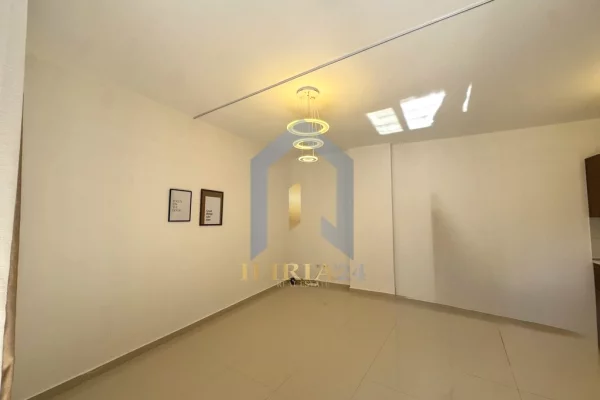Shtepi me qera Apartament ne Tirane, 1+1, Mobilimi Pjeserisht e mobiluar, Pagesa 650  Euro.