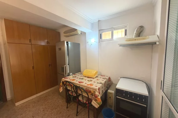 Shtepi me qera Apartament ne Tirane, 1+1, Mobilimi E mobiluar, Pagesa 420  Euro.