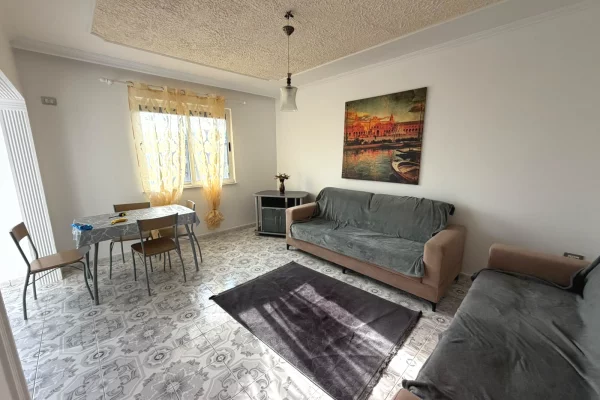 Shtepi me qera Apartament ne Tirane, 1+1, Mobilimi E mobiluar, Pagesa 350  Euro.