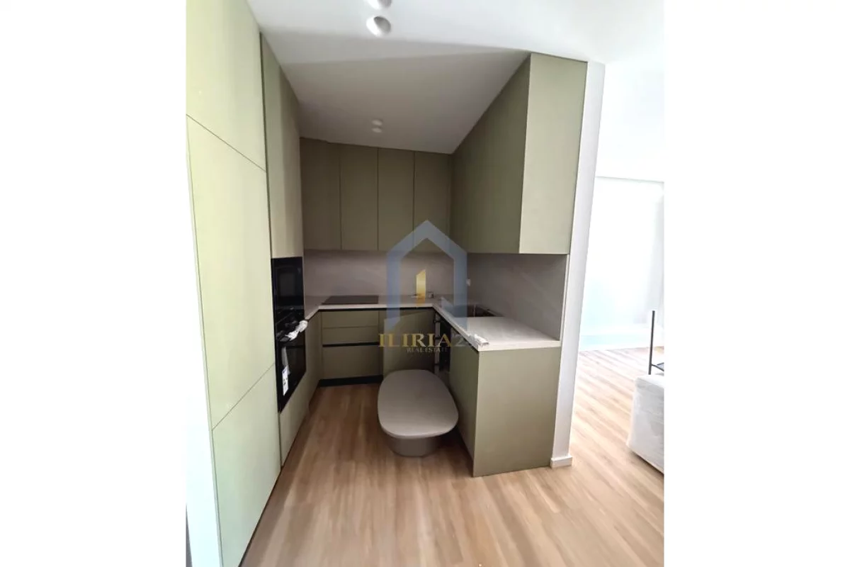 Shtepi ne shitje Apartament ne Tirane, 1+1, Mobilimi E mobiluar, Pagesa 180,000  Euro.