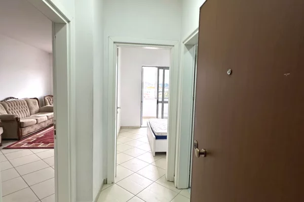 Shtepi ne shitje Apartament ne Tirane, 1+1, Mobilimi E mobiluar, Pagesa 95,000  Euro.
