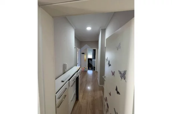 Shtepi ne shitje Apartament ne Tirane, 3+1, Mobilimi Pjeserisht e mobiluar, Pagesa 275,000  Euro.