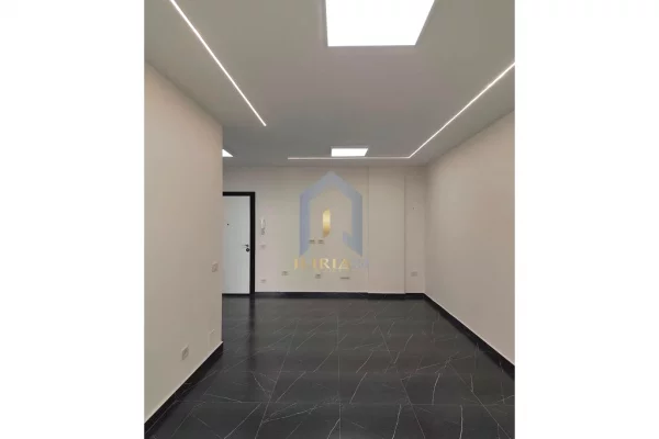 Shtepi me qera Apartament ne Tirane, 1+1, Mobilimi Bosh, pa mobiluar, Pagesa 600  Euro.