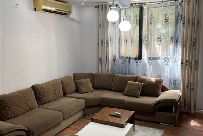 Apartament 2+1 me qera tek Eleonora rruga Bill Klinton