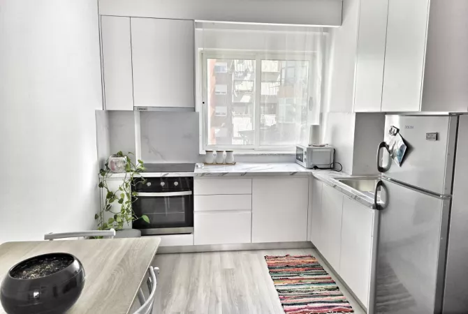 Shtepi me qera Apartament ne Tirane, 1+1, Mobilimi E mobiluar, Pagesa 600  Euro.