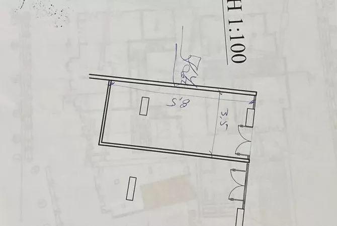 Selvia, ambient biznesi/dyqan ne shitje 32 m2, (90,000 euro)