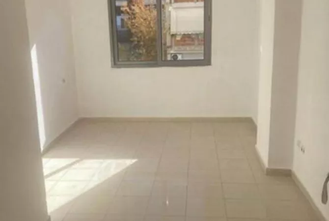 Shtepi ne shitje 2+1 ne Tirane - 87,000 Euro