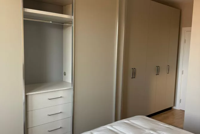 Shtepi me qera Apartament ne Tirane, 2+1, Mobilimi E mobiluar, Pagesa 750  Euro.