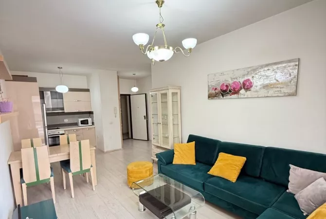 kompleksi Vizion Plus, Apartament 1+1 , me post parkimi me qera (600 euro) 