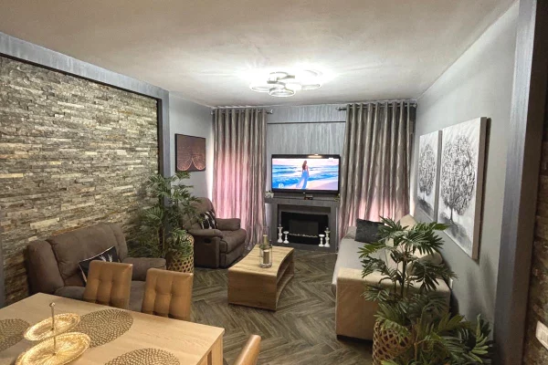 Kompleksi Magnet, apartament 2+1 me qera (75,000 leke)