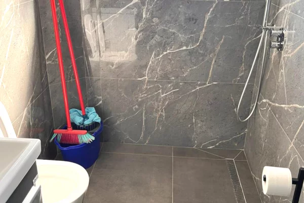 Appartamento in affitto a Tirana 2+1, Arredato