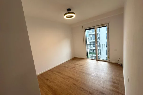 Shtepi ne shitje Apartament ne Tirane, 2+1, Mobilimi E mobiluar, Pagesa 149,000  Euro.