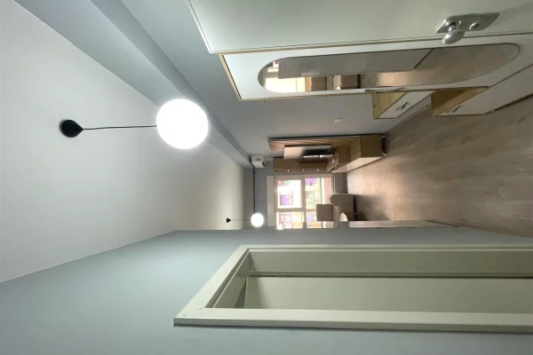 Shtepi me qera Apartament ne Tirane, 2+1, Mobilimi E mobiluar, Pagesa 50,000  Leke.