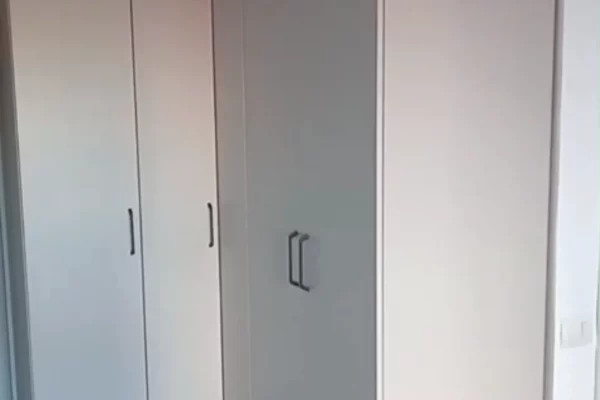 Shtepi me qera Apartament ne Tirane, 1+1, Mobilimi E mobiluar, Pagesa 40,000  Leke.