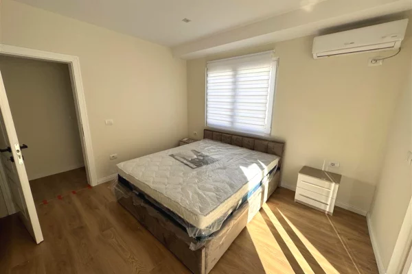Shtepi me qera Apartament ne Tirane, 1+1, Mobilimi E mobiluar, Pagesa 65,000  Leke.