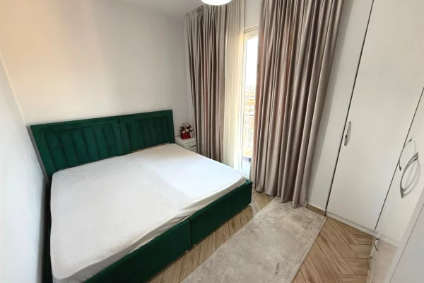 Shtepi me qera Apartament ne Tirane, 1+1, Mobilimi E mobiluar, Pagesa 45,000  Leke.