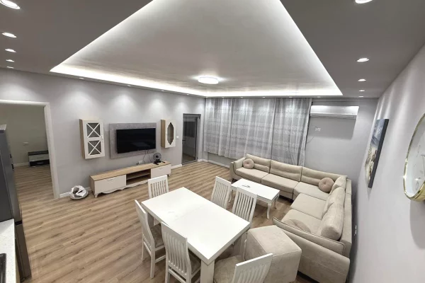 Astir, apartament 1+1 me qera tek bar famed 550 euro i diskutueshem