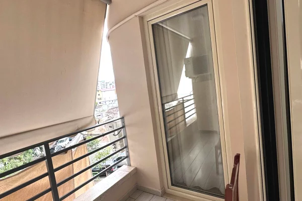 Shtepi me qera Apartament ne Tirane, 1+1, Mobilimi E mobiluar, Pagesa 540  Euro.