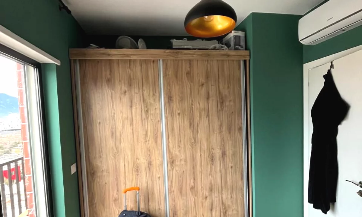 Shtepi ne shitje Apartament ne Tirane, 2+1, Mobilimi E mobiluar, Pagesa 205,000  Euro.