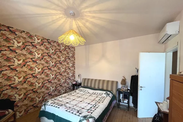 Shtepi ne shitje Apartament ne Tirane, 2+1, Mobilimi E mobiluar, Pagesa 205,000  Euro.