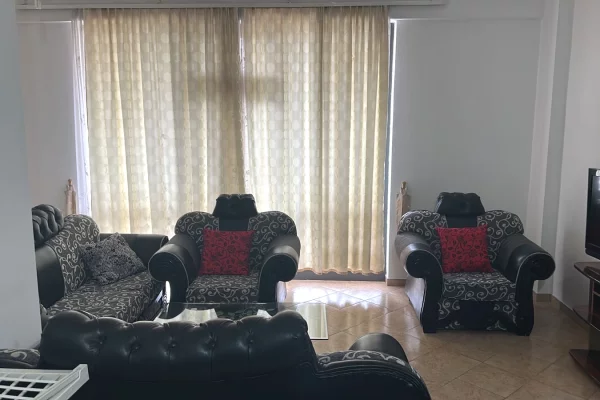 Allias , shtepi me qera 2+1 shtepi private 35,000 leke 