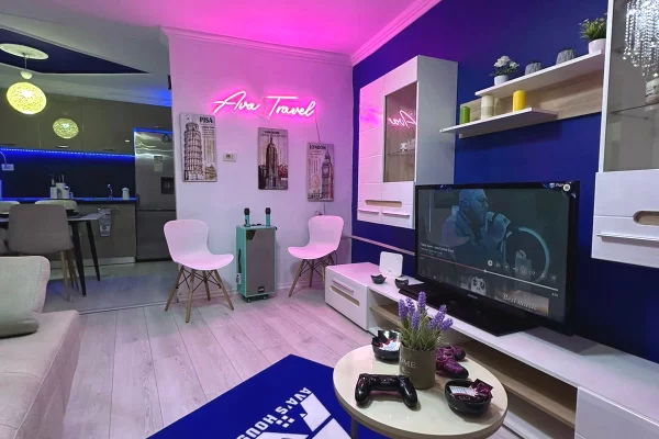 Shtepi ne shitje Shtepi Private ne Tirane, 1+1, Mobilimi E mobiluar, Pagesa 280,000  Euro.