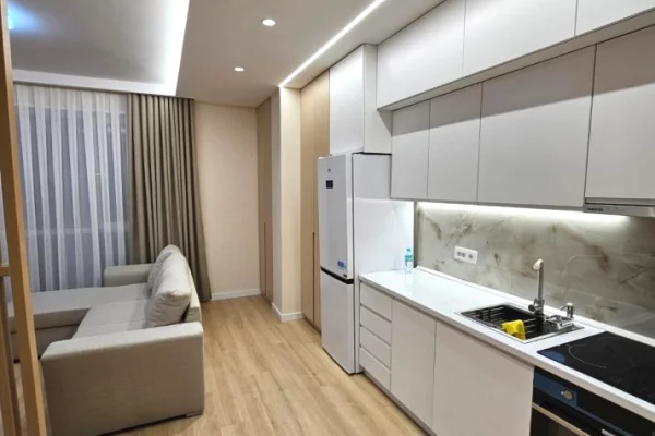 Okazion!!!! Garsoniere luks me qera me post parkimi 50 m2, 400 EURO 